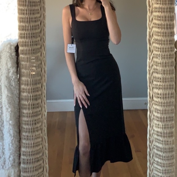 Laundry By Shelli Segal Dresses & Skirts - NWT Black Midi Dress